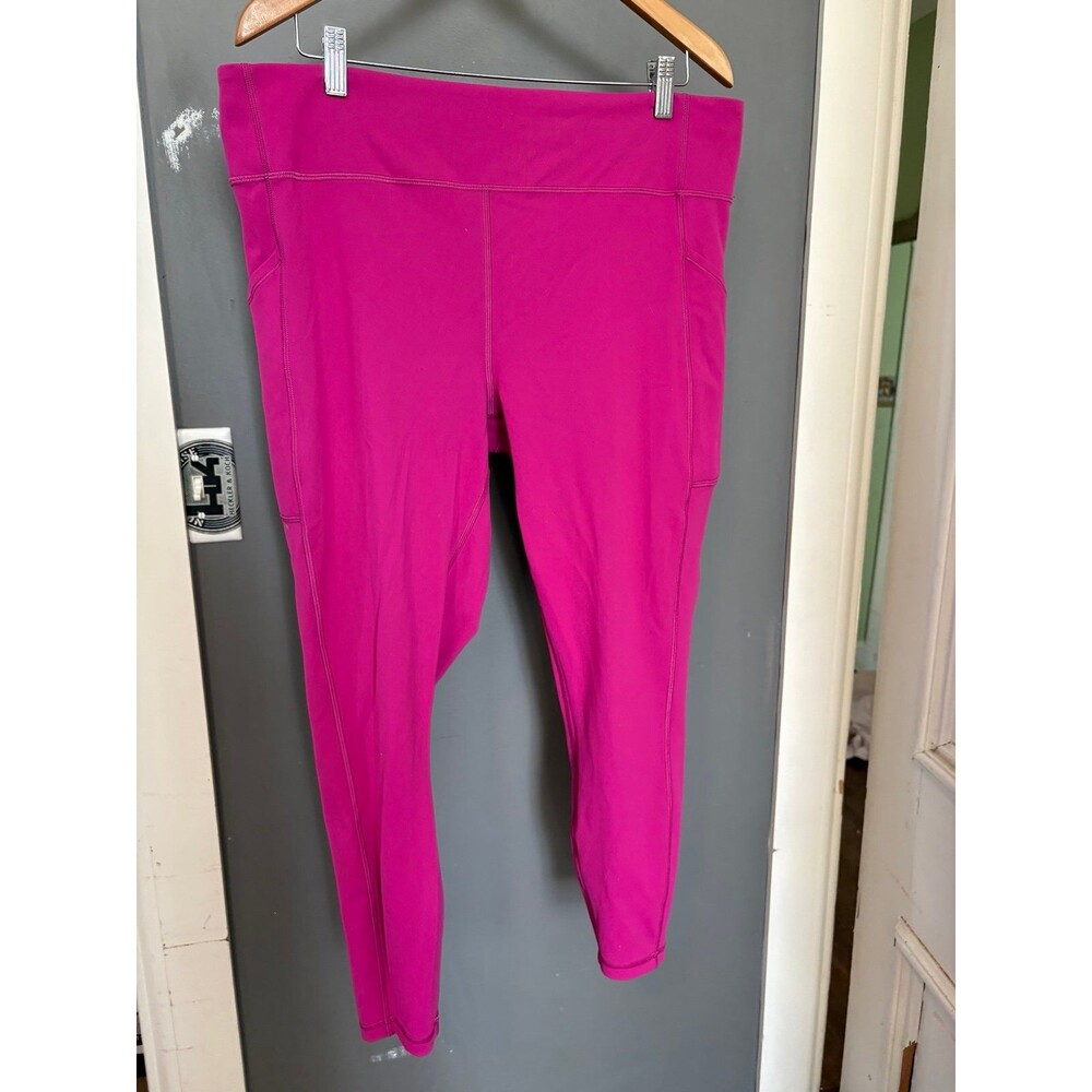 Lululemon size 18 invigorate High-Rise Tight 25" Ripened Raspberry leggings